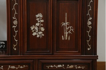 和製アンティーク　高級品!!　花梨(カリン)材　螺鈿(ラデン)　象嵌入り　上質な和の空間作りにおすすめの茶棚　(R-071319)