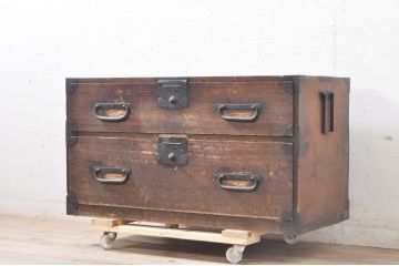 和製アンティーク　前面桐(キリ)材　歴史を感じる落ち着いた佇まいが魅力の時代箪笥ローボード(ローチェスト、衣装箪笥、収納箪笥、和タンス、引き出し、テレビ台、テレビボード)(R-071325)