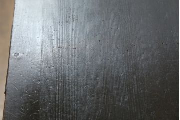 和製アンティーク　デザインとサイズが希少!!　歳月を重ねた趣ある佇まいが魅力的な檜(ヒノキ)材　の関西帳場小箪笥(収納箪笥、整理タンス、帳場箪笥、時代箪笥、引き出し)(R-071331)