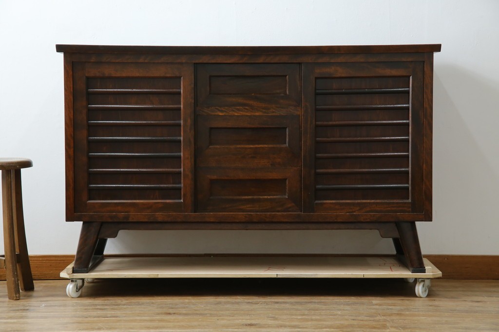 和製ビンテージ　松本民芸家具　和モダンな佇まいが目を引くA型サイドボード　定価約43万7千円　(R-071348)