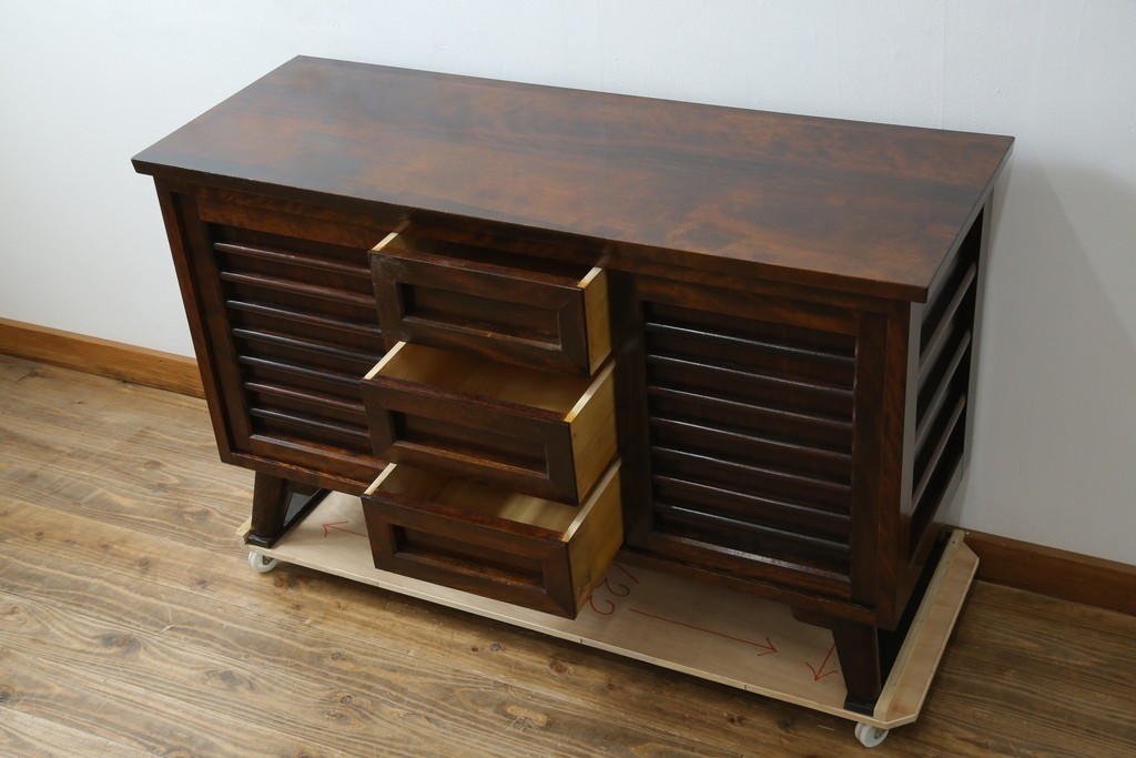 和製ビンテージ　松本民芸家具　和モダンな佇まいが目を引くA型サイドボード　定価約43万7千円　(R-071348)