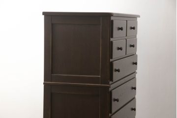 中古　旭川家具　近藤工芸　Solid Furniture OAK (ソリッドファニチャー オーク)　ナラ材　落ち着いた佇まいが魅力の二段重ねアンティーク調チェスト(引き出し、整理箪笥、収納箪笥、衣装箪笥)(R-071351)