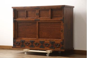 中古　美品!!　岩谷堂箪笥　和の趣溢れる佇まいが魅力のサイドボード(水屋箪笥、茶タンス、茶棚、収納棚、キャビネット、食器棚)(R-071353)
