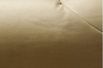 中古　本革(レザー)　Cassina(カッシーナ)　VERANDA(ヴェランダ) 　125VERANDA3　高級感溢れるデザインと機能性が素敵な3Pソファ(三人掛け、ハイバックチェア)(定価約150万円)(R-071358)