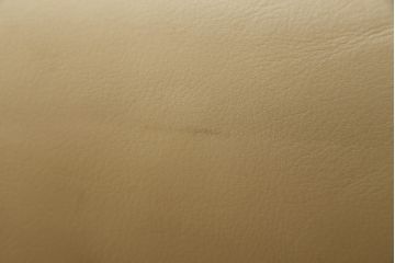 中古　本革(レザー)　Cassina(カッシーナ)　VERANDA(ヴェランダ) 　125VERANDA3　高級感溢れるデザインと機能性が素敵な3Pソファ(三人掛け、ハイバックチェア)(定価約150万円)(R-071358)