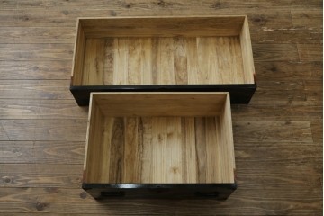 和製アンティーク　内部桐材　品の良い佇まいが魅力の庄内箪笥ローボード　(R-071361)