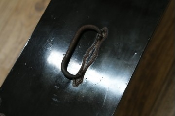 和製アンティーク　内部桐材　品の良い佇まいが魅力の庄内箪笥ローボード　(R-071361)