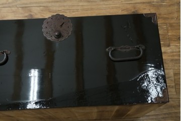 和製アンティーク　内部桐材　品の良い佇まいが魅力の庄内箪笥ローボード　(R-071361)