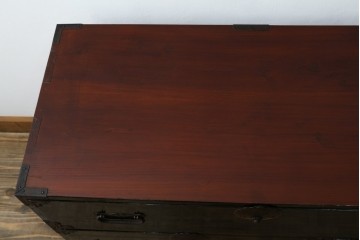 和製アンティーク　内部桐材　品の良い佇まいが魅力の庄内箪笥ローボード　(R-071361)