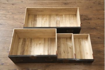 和製アンティーク　内部桐材　品の良い佇まいが魅力の庄内箪笥ローボード(収納箪笥、時代箪笥、テレビ台、テレビボード、引き出し、ローチェスト)(R-071361)