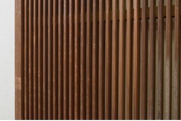 アンティーク建具　和の雰囲気溢れる幅狭格子戸1枚(引き戸、格子扉)(R-071379)