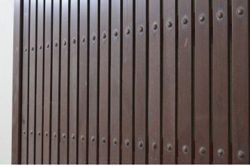 アンティーク建具　落ち着いた和の空間を演出する横桟入り格子戸1枚(舞良戸、引き戸、帯戸、板戸)(R-071381)
