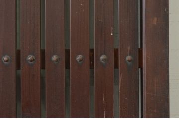 アンティーク建具　落ち着いた和の空間を演出する横桟入り格子戸1枚(舞良戸、引き戸、帯戸、板戸)(R-071381)