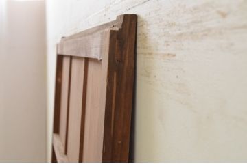 アンティーク建具　木の温かな色合いが魅力の雨戸1枚(板戸、引き戸)(R-071384)