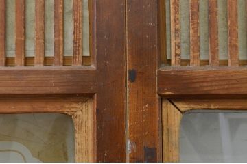 アンティーク建具　腰板欅(ケヤキ)材　どこか懐かしい雰囲気を醸し出す裏障子付き幅狭格子戸2枚セット(引き戸、障子戸)(R-071389)