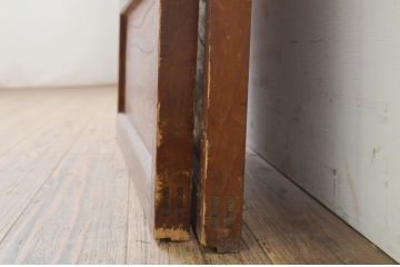 アンティーク建具　腰板欅(ケヤキ)材　どこか懐かしい雰囲気を醸し出す裏障子付き幅狭格子戸2枚セット(引き戸、障子戸)(R-071389)