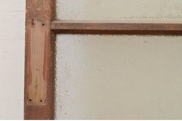 アンティーク建具　レトロな雰囲気漂う幅狭ガラス扉1枚(ドア)(R-071392)
