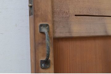 アンティーク建具　上手物!!　ヒノキ框と柾目杉材の透かし彫り和風ドア1枚(木製扉)(R-071393)