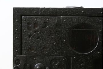 和製アンティーク　歳月を重ねた風格漂う船箪笥(舟箪笥、掛硯型、懸硯型、銭箱、和箪笥、時代箪笥、小物収納)(R-071407)