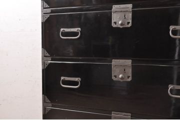 和製アンティーク　超美品!!　専門店にて塗り直し済み　黒?のモダンな時代箪笥(和タンス、衣装たんす、収納タンス、引き出し)(R-071410)