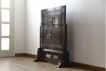 中古　超美品!!　最高級　伝統工芸品　大阪唐木指物　好斉作　蒔絵入り　漆塗り　中澤唐木　紫檀(シタン)材　和の空間を引き立てる輪島塗りの衝立て(仕切り、パーテーション、つい立て、衝い立て)(定価約200万円)(R-071411)