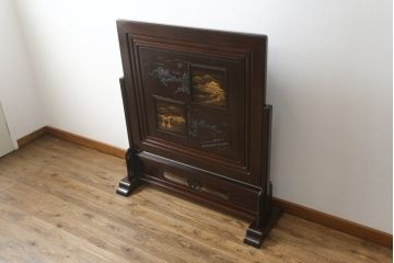 中古　超美品!!　最高級　伝統工芸品　大阪唐木指物　好斉作　蒔絵入り　漆塗り　中澤唐木　紫檀(シタン)材　和の空間を引き立てる輪島塗りの衝立て(仕切り、パーテーション、つい立て、衝い立て)(定価約200万円)(R-071411)
