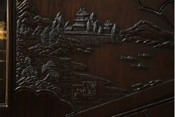中古　超美品!!　最高級　伝統工芸品　大阪唐木指物　好斉作　蒔絵入り　漆塗り　中澤唐木　紫檀(シタン)材　和の空間を引き立てる輪島塗りの衝立て(仕切り、パーテーション、つい立て、衝い立て)(定価約200万円)(R-071411)
