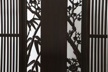 中古　超美品!!　最高級　伝統工芸品　大阪唐木指物　好斉作　蒔絵入り　漆塗り　中澤唐木　紫檀(シタン)材　和の空間を引き立てる輪島塗りの衝立て(仕切り、パーテーション、つい立て、衝い立て)(定価約200万円)(R-071411)