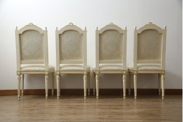 中古　イタリア高級家具　Mario Colciago&Figli(マリオ・コルチャゴ)　ロココ調　華やかな白が眩しいエレガントな雰囲気漂うチェア4脚セット(ダイニングチェア、サロンチェア、椅子、イス)(定価4脚で約95万円)(R-071412)