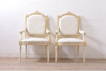 中古　美品　イタリア高級家具　Mario Colciago&Figli(マリオ・コルチャゴ)　ロココ調　華やかな白が眩しいエレガントな雰囲気漂うアームチェア2脚セット(ダイニングチェア、サロンチェア、椅子、イス)(定価2脚で約60万円)(R-071413)
