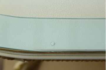  中古　イタリア高級家具　Mario Colciago&Figli(マリオ・コルチャゴ)　ロココ調　随所に施された装飾が豪華なダイニングテーブル(4人掛け、6人掛け、食卓)(定価約170万円)(R-071414)