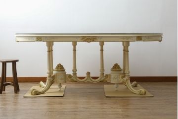  中古　イタリア高級家具　Mario Colciago&Figli(マリオ・コルチャゴ)　ロココ調　随所に施された装飾が豪華なダイニングテーブル(4人掛け、6人掛け、食卓)(定価約170万円)(R-071414)