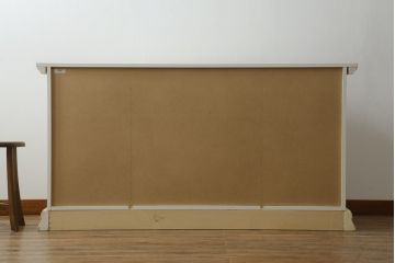 中古　美品!!　イタリア家具　Saltarelli Mobili(サルタレッリモビリ)社　上品で優雅な雰囲気を演出するサイドボード(サイドキャビネット、収納棚、戸棚)(定価約24万円)(R-071415)