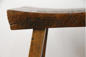 中古　アンティーク調　木の質感をそのまま味わえる民芸スツール(板座チェア、椅子、イス)(R-071417)