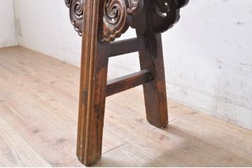 アジアンアンティーク　李朝民芸　李朝家具　使い込まれた風合いが魅力的な彫刻入りベンチ(長椅子、板座チェア、飾り台、花台)(R-071418)