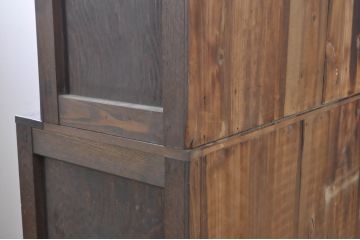和製アンティーク　上手物!!　タモ材　格納式作業台付き　懐かしい雰囲気が魅力的な作りの良い収納棚(食器棚、戸棚、本棚、キャビネット、カップボード)(R-071445)
