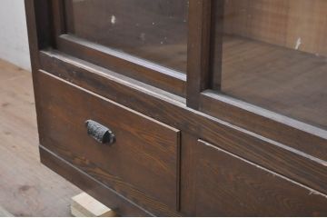 和製アンティーク　上手物!!　タモ材　懐かしい雰囲気が魅力的な収納棚(食器棚、カップボード、戸棚、サイドキャビネット、サイドボード、飾り棚、本箱、本棚)(R-071448)