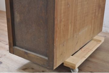 和製アンティーク　上手物!!　タモ材　懐かしい雰囲気が魅力的な収納棚(食器棚、カップボード、戸棚、サイドキャビネット、サイドボード、飾り棚、本箱、本棚)(R-071448)
