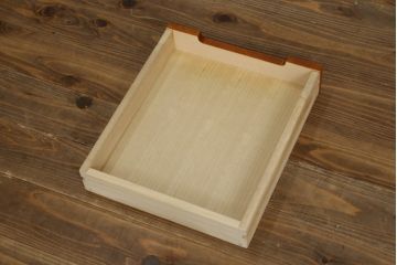 中古　美品!!　北海道民芸家具　落ち着いた深みのある色合いが美しいサイドボード(サイドキャビネット、戸棚、収納棚、リビングボード)(R-071453)