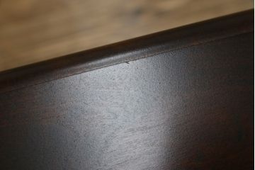 中古　美品!!　北海道民芸家具　落ち着いた深みのある色合いが美しいサイドボード(サイドキャビネット、戸棚、収納棚、リビングボード)(R-071453)