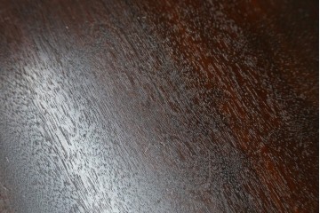 中古　松本民芸家具　M型バタフライ卓(角)　シックな色合いと凝った脚のデザインが魅力的なバタフライテーブル　定価約26万円　(R-071454)