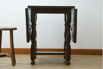 中古　松本民芸家具　M型バタフライ卓(角)　シックな色合いと凝った脚のデザインが魅力的なバタフライテーブル　定価約26万円　(R-071454)