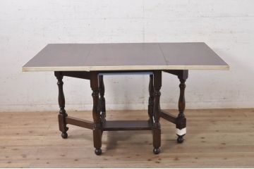 中古　松本民芸家具　M型バタフライ卓(角)　シックな色合いと凝った脚のデザインが魅力的なバタフライテーブル(エクステンションテーブル、ダイニングテーブル、4人掛け、2人掛け、4P、2P)(定価約26万円)(R-071454)
