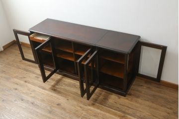 中古　美品!!　北海道民芸家具　落ち着いた深みのある色合いが美しいサイドボード(サイドキャビネット、戸棚、収納棚、リビングボード)(R-071456)