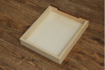 中古　美品!!　北海道民芸家具　落ち着いた深みのある色合いが美しいサイドボード(サイドキャビネット、戸棚、収納棚、リビングボード)(R-071456)