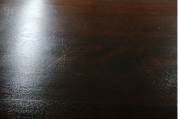 中古　北海道民芸家具　モダンな佇まいが魅力的な飾り棚　(R-071457)