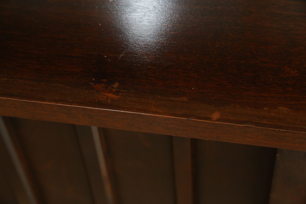 中古　北海道民芸家具　モダンな佇まいが魅力的な飾り棚　(R-071457)