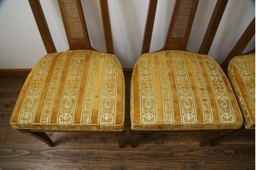 中古　DREXEL HERITAGE(ドレクセルヘリテイジ)　TRIUNE(トライユン)　クラシカルなデザインが魅力的なダイニングチェア4脚セット(サイドチェア、椅子、イス)(R-071461)