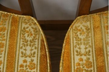 中古　DREXEL HERITAGE(ドレクセルヘリテイジ)　TRIUNE(トライユン)　クラシカルなデザインが魅力的なダイニングチェア4脚セット(サイドチェア、椅子、イス)(R-071461)