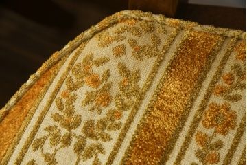 中古　DREXEL HERITAGE(ドレクセルヘリテイジ)　TRIUNE(トライユン)　クラシカルなデザインが魅力的なダイニングチェア4脚セット(サイドチェア、椅子、イス)(R-071461)
